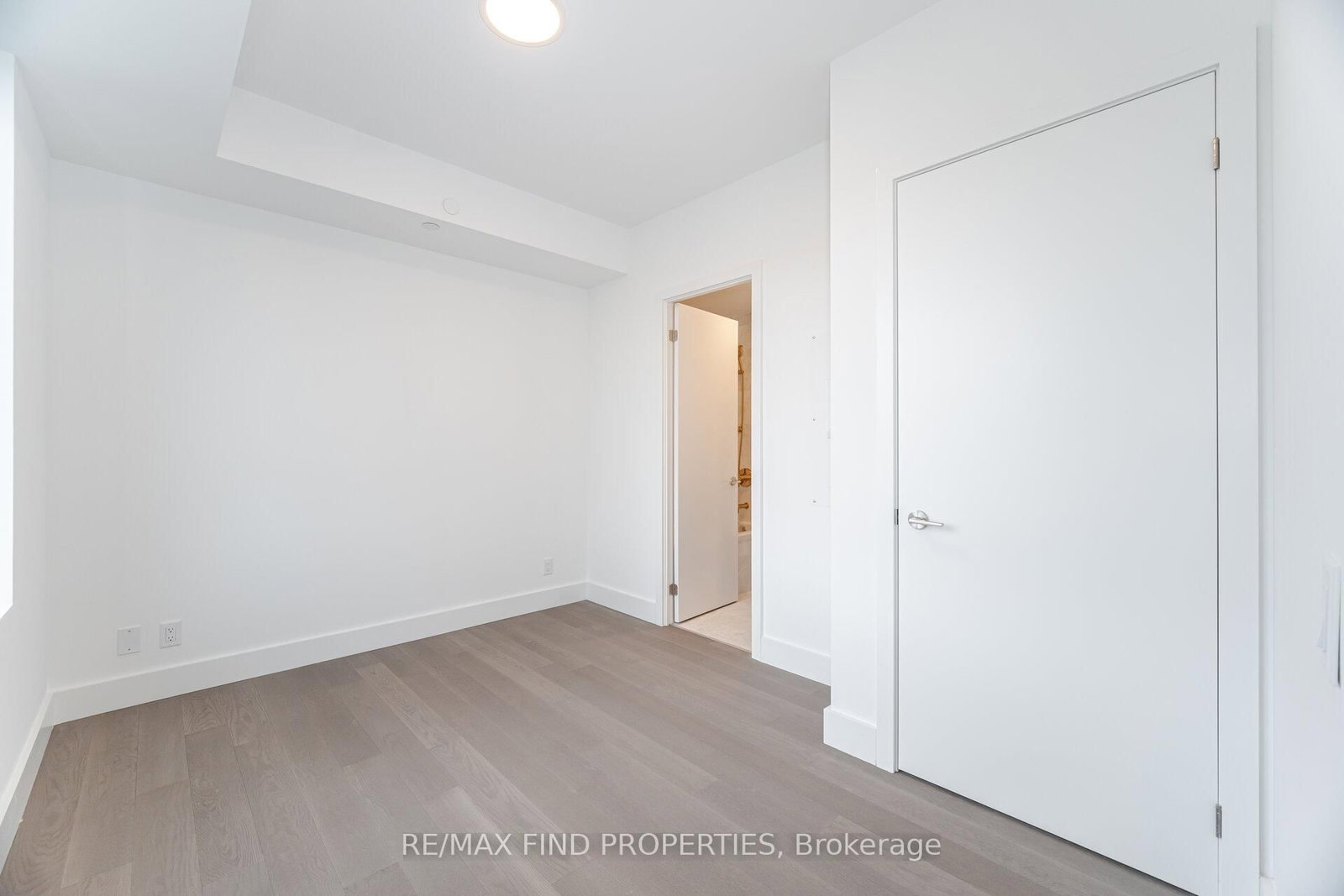 6 Greenbriar Road, Unit 910 - Photo 23