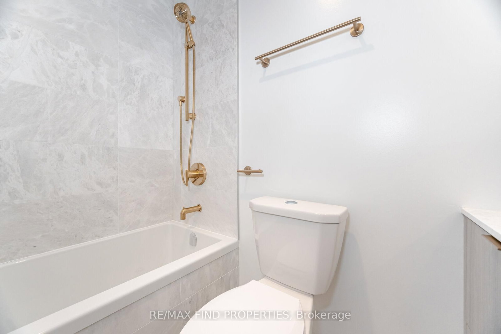 6 Greenbriar Road, Unit 910 - Photo 26