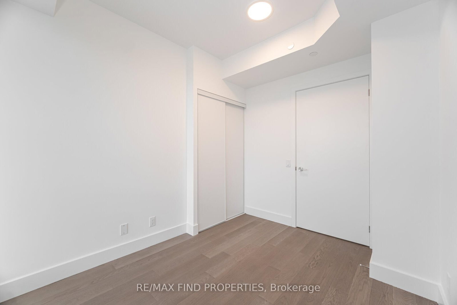 6 Greenbriar Road, Unit 910 - Photo 29