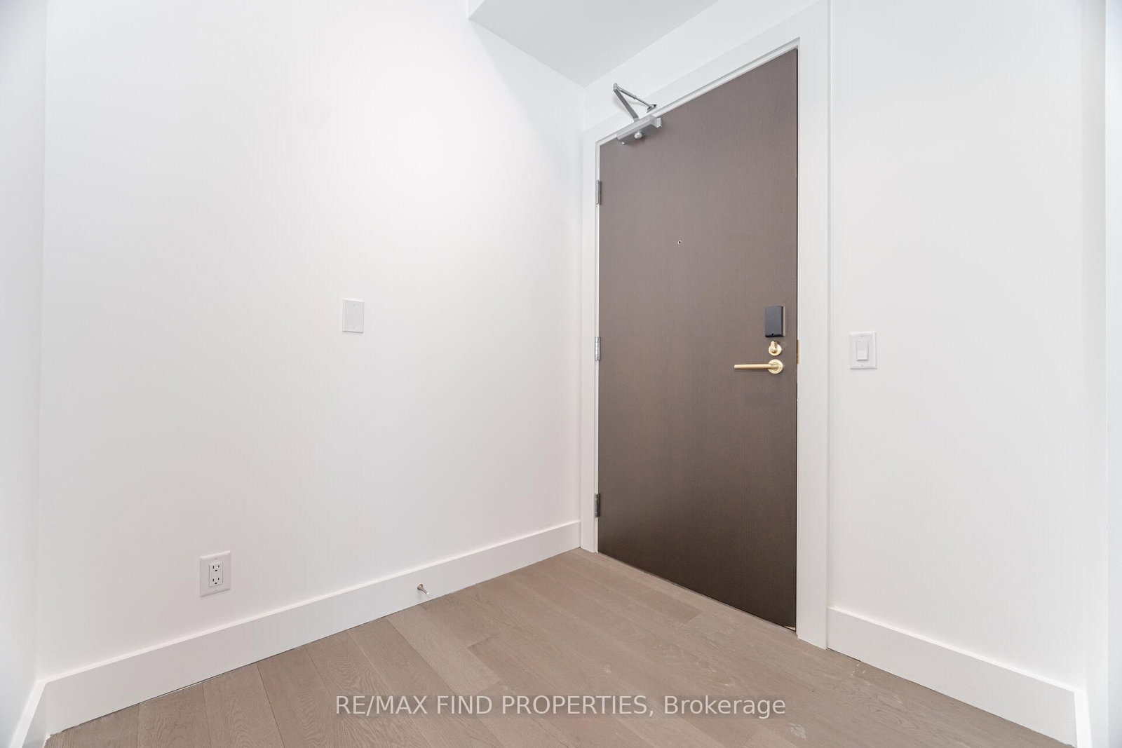 6 Greenbriar Road, Unit 910 - Photo 6