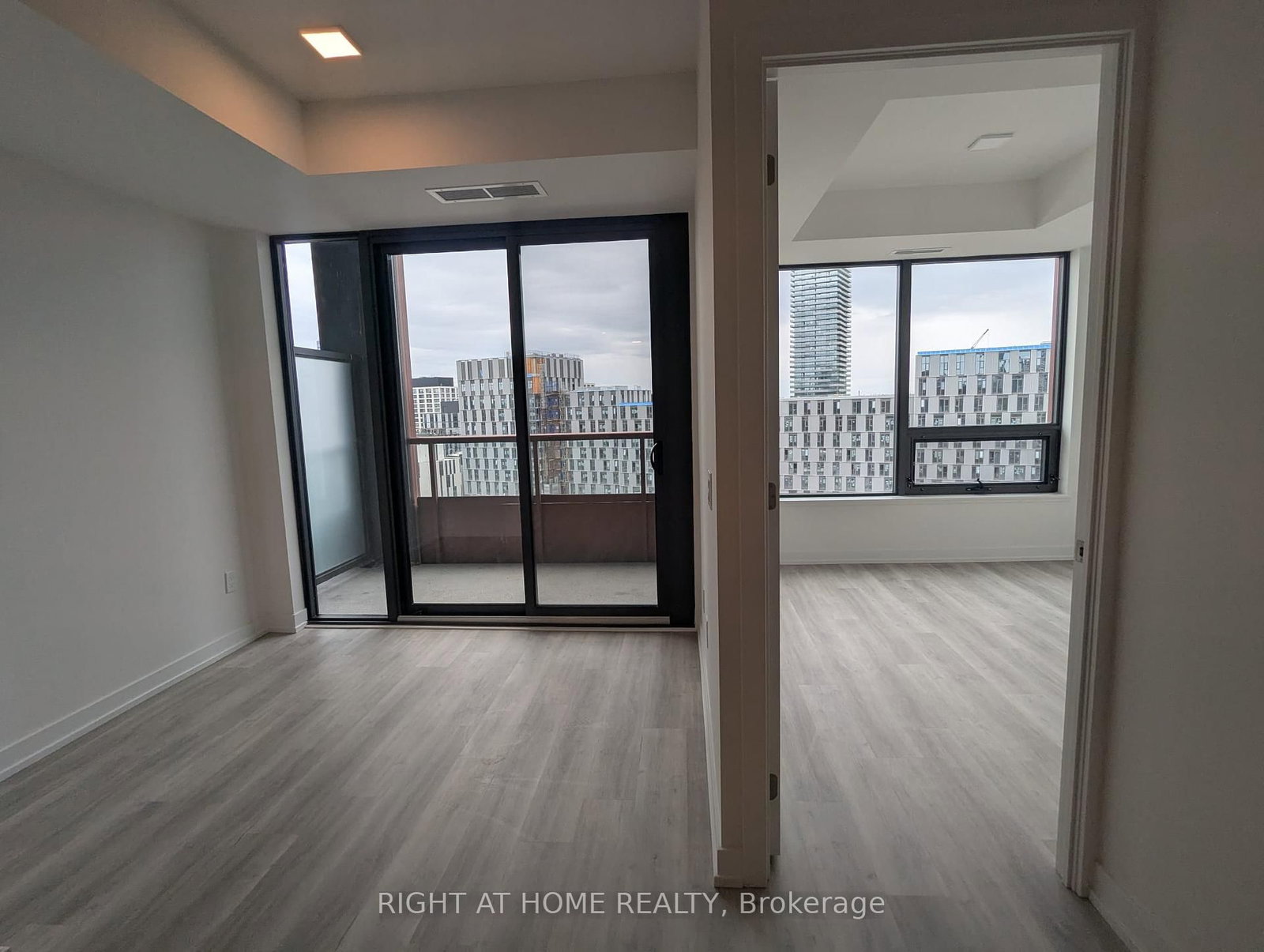 28 Eastern Avenue, Unit PH 14 - Photo 4