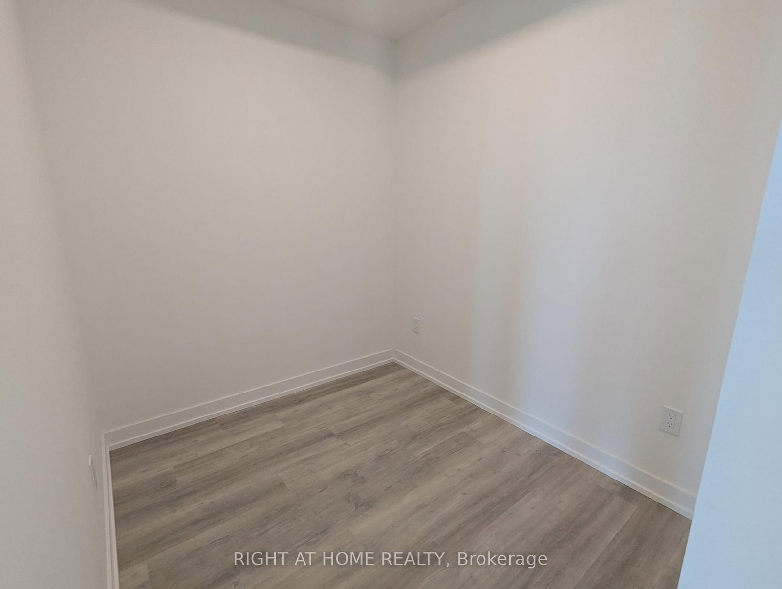 28 Eastern Avenue, Unit PH 14 - Photo 9