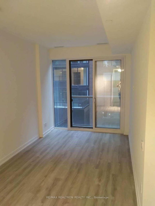 411 - 28 Wellesley Street