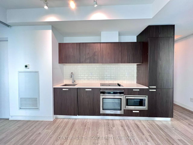 3613 - 50 Charles Street