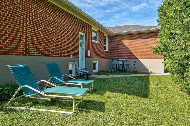 Lower - 215 Searle Avenue