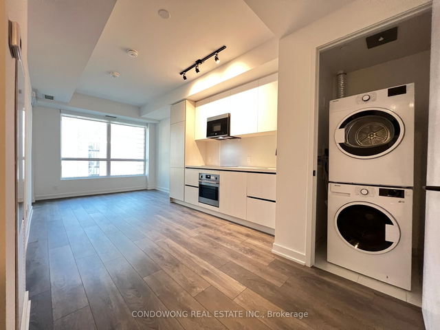 1108 - 108 Peter Street
