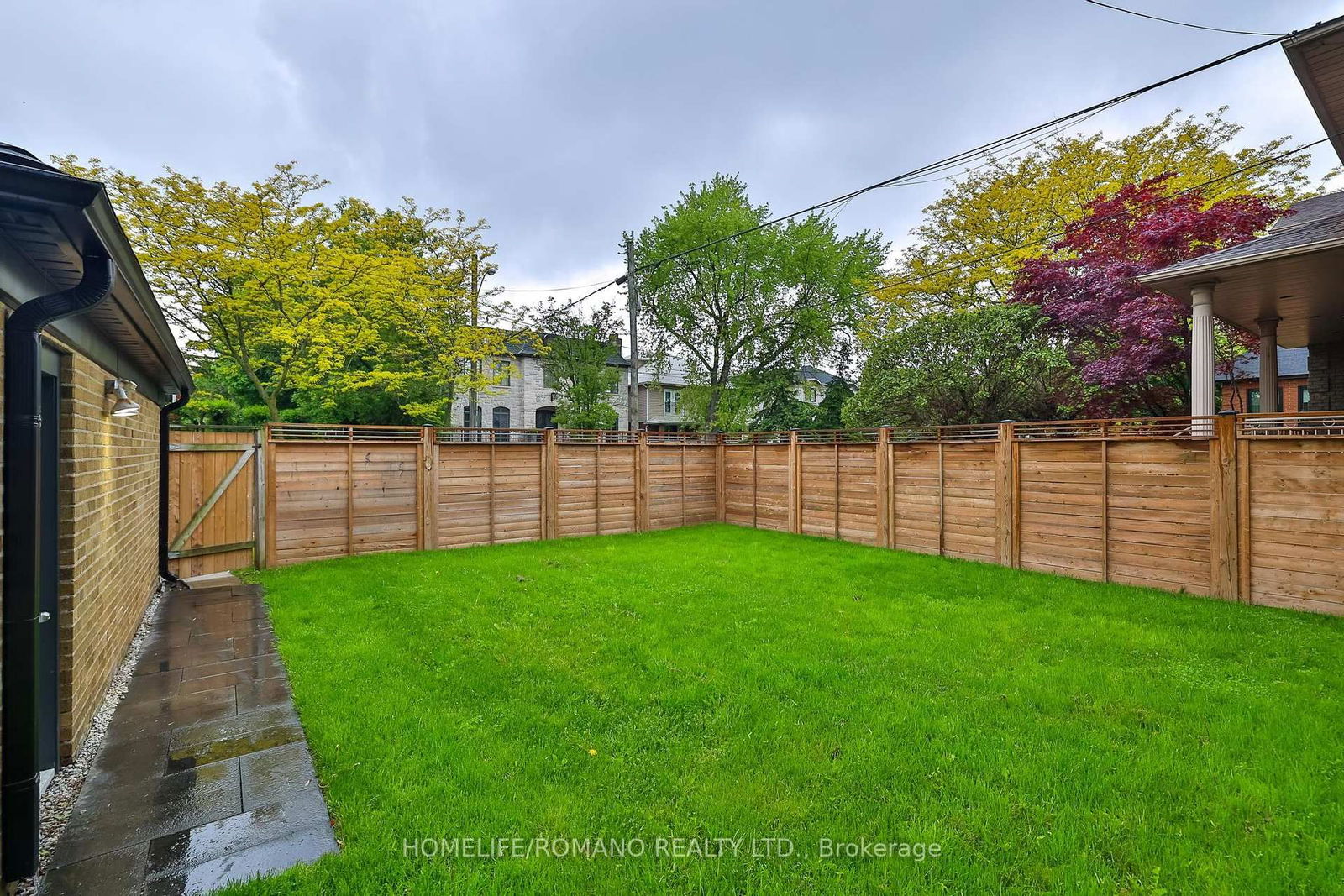 Detached House for sale at 542 Deloraine Avenue, Toronto, Bedford Park-Nortown, M5M 2C3 - MLS: C12185577