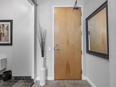 Unit 647 — 155 Dalhousie St, Toronto - Church-Yonge Corridor image-0-2