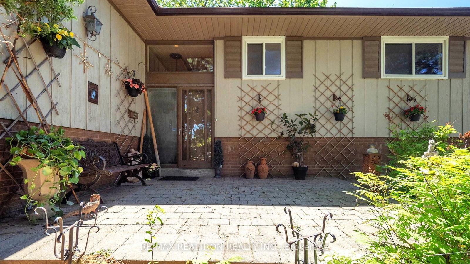 Detached House for sale at 77 Margaret Avenue, Toronto, Pleasant View, M2J 4C4 - MLS: C12185798