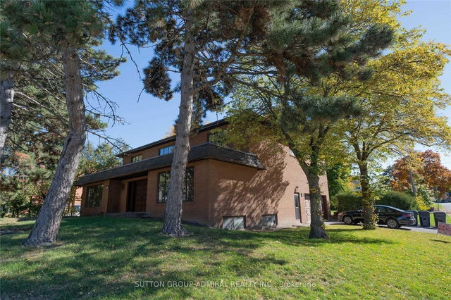 65 Regina Avenue