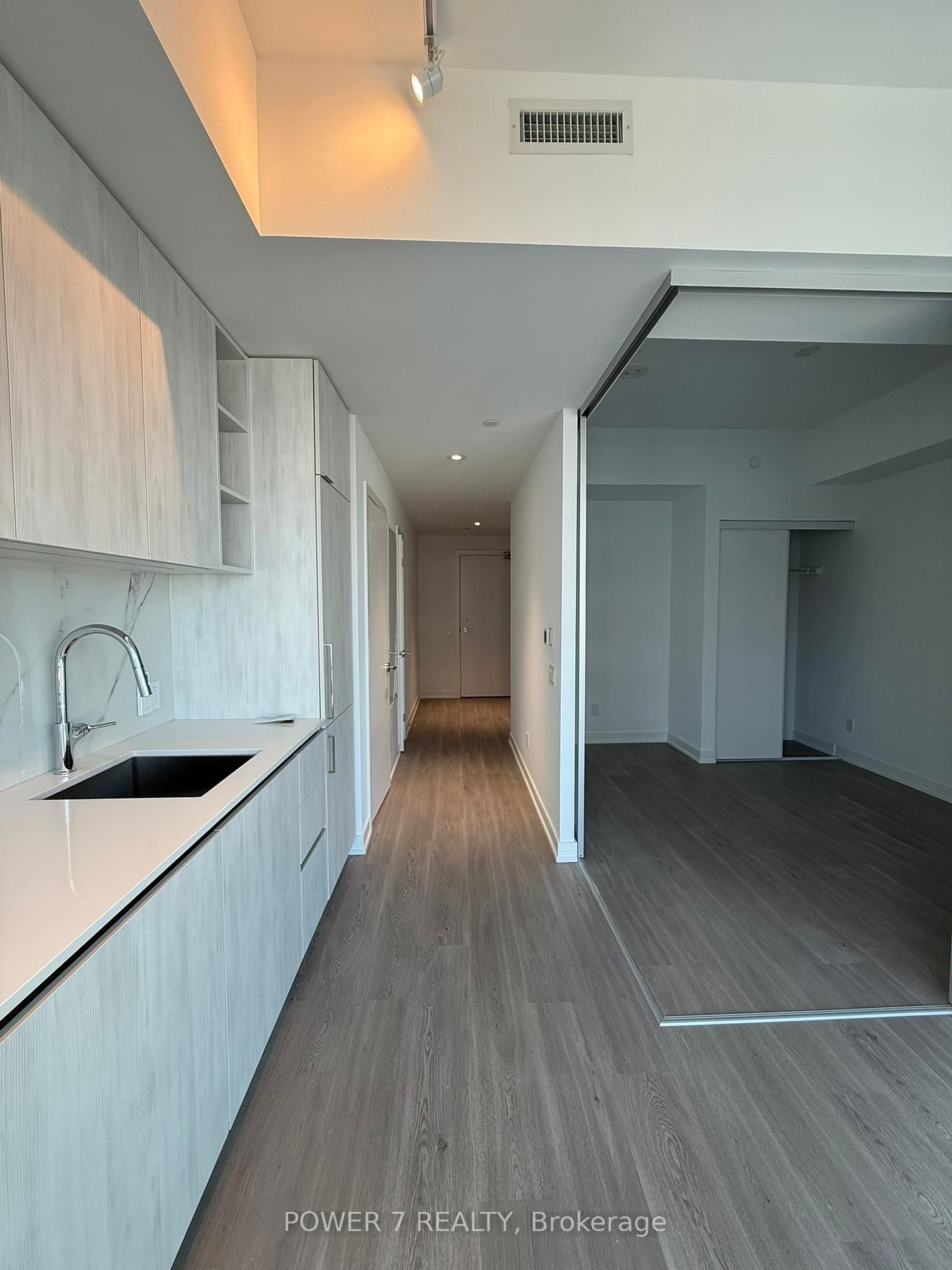 8 Wellesley Street W, Unit 4605 - Photo 7