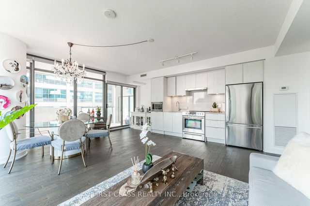 1103 - 25 Richmond Street