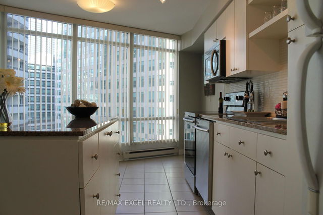 710 - 361 Front Street W