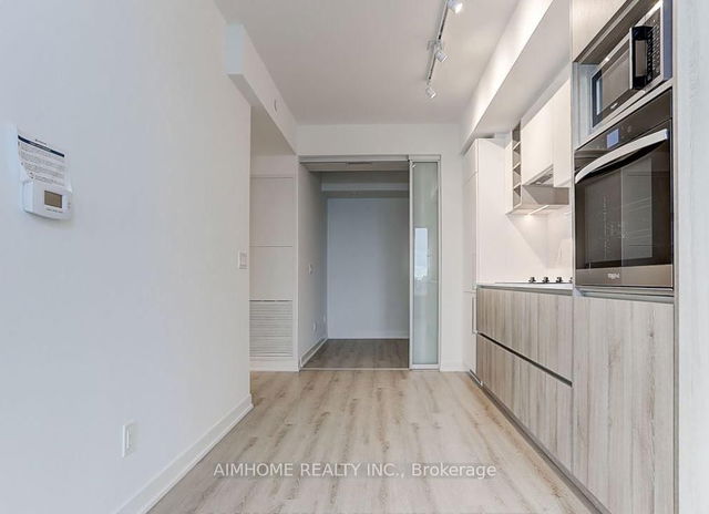 2501 - 319 Jarvis Street