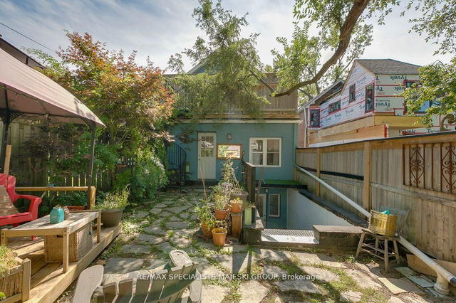 Bsmnt - 14 Helena Avenue