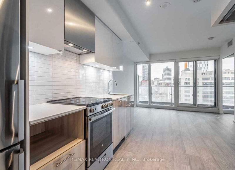 home for lease on 3509-251 Jarvis Street