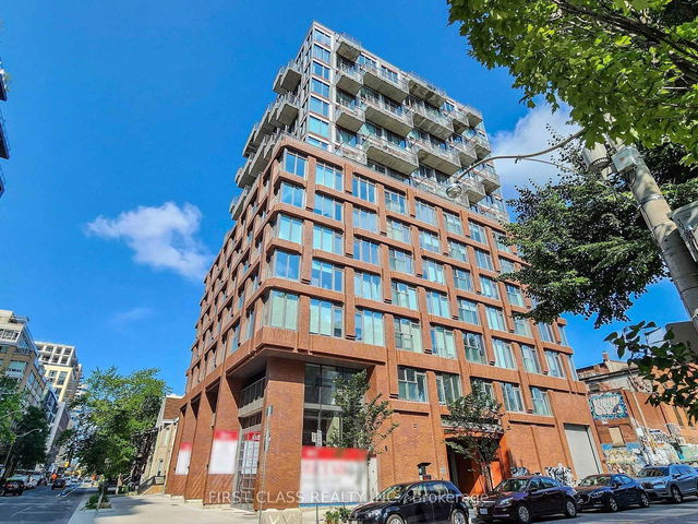 402 - 2 Augusta Avenue