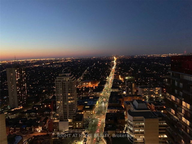 3407 - 8 Eglinton Avenue