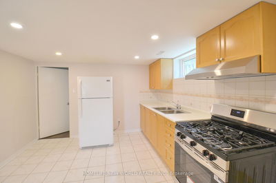 Unit Lower — 5 Sepia Dr, Toronto - Pleasant View image-0-3
