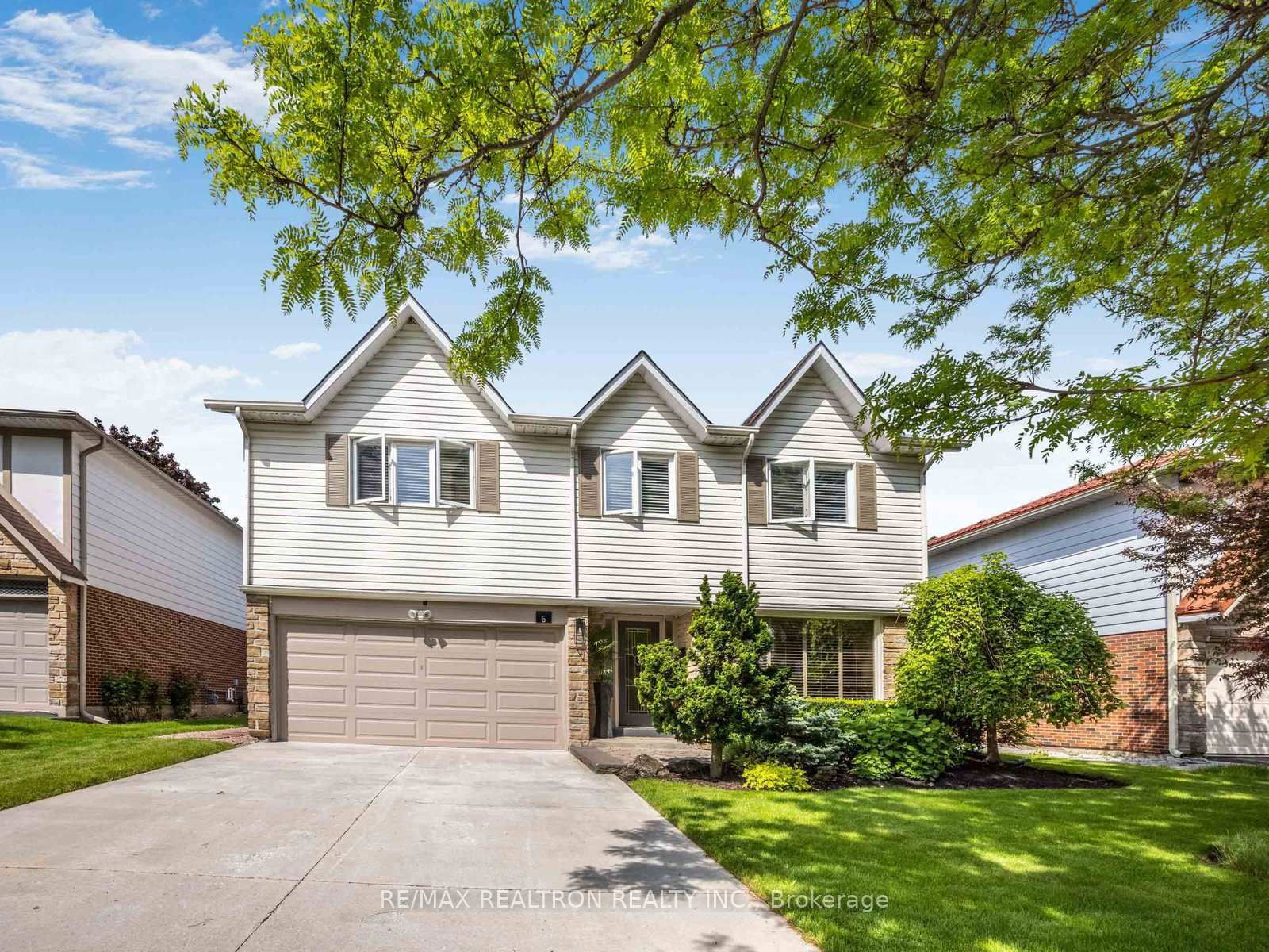 Detached House for sale at 6 Tumbleweed Road, Toronto, Don Valley Village, M2J 2N3 - MLS: C12187027