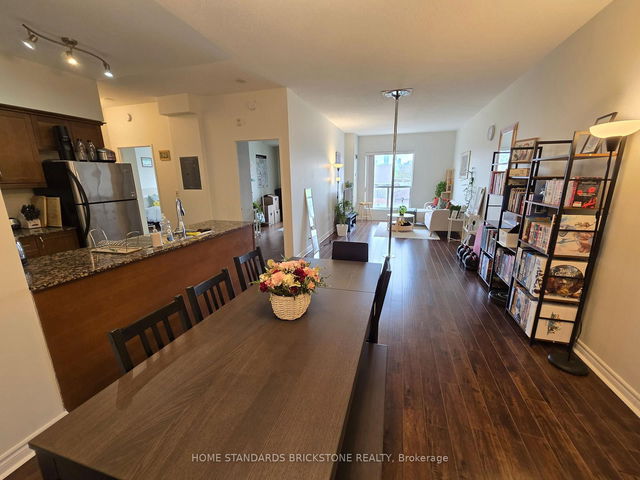 405 - 11 Christie Street