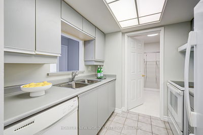 Unit 2306 — 5 Concorde Pl, Toronto - Banbury-Don Mills image-0-3