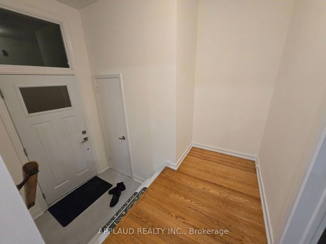 10 Roywood Drive