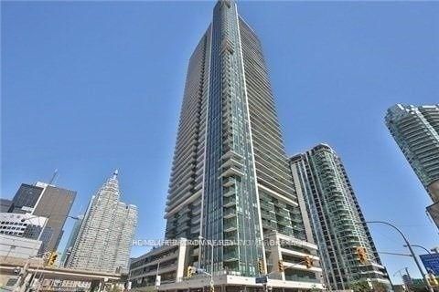 3805 - 33 Bay Street