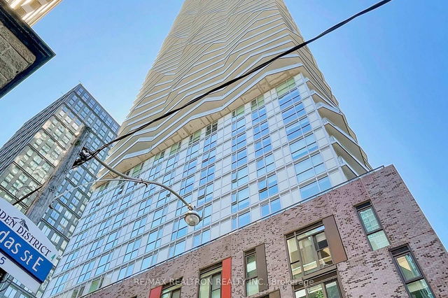 414 - 100 Dalhousie Street