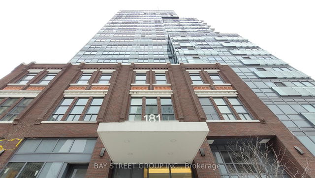 204 - 181 Huron Street