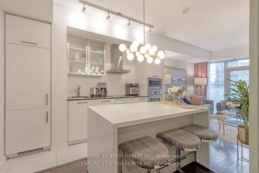 Condo for sale at 1209-12 York Street, Toronto, Waterfront Communities C1, M5J 0A9 - MLS: C12187454