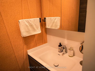 Unit 410 — 90 Niagara St, Toronto - Niagara image-0-3