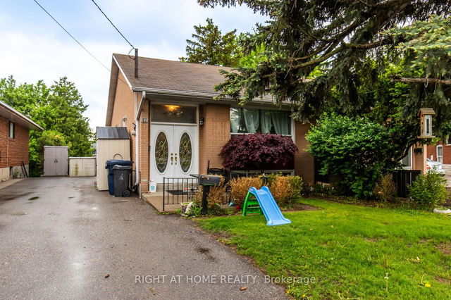 12 Murellen Crescent