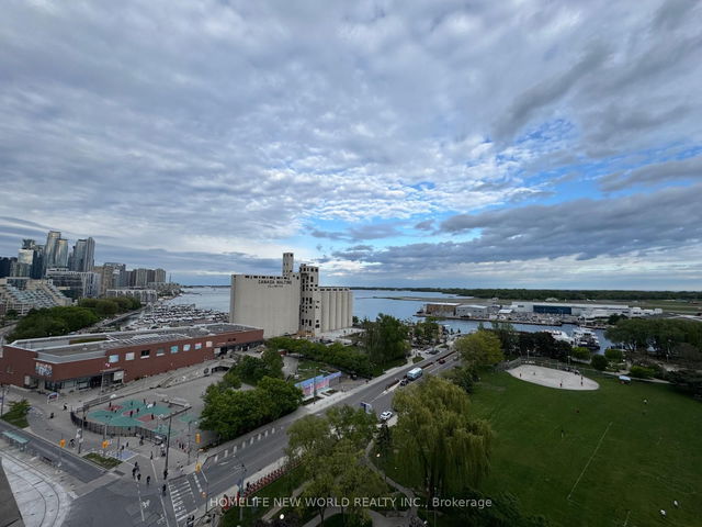 1711 - 650 Queens Quay
