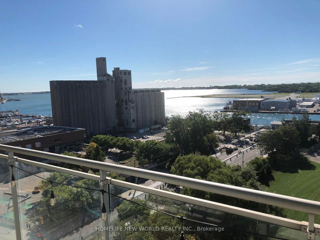 1711 - 650 Queens Quay