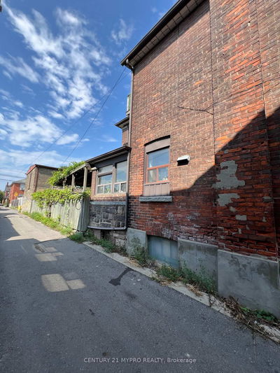 664 Shaw St, Toronto - Palmerston-Little Italy image-0-3