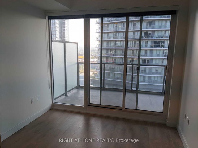 701 - 95 Mcmahon Drive