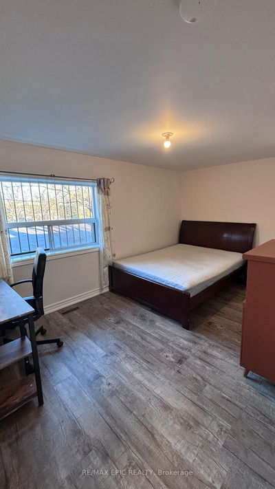 Unit 2nd floor — 143 Markham St, Toronto - Trinity-Bellwoods image-0-3