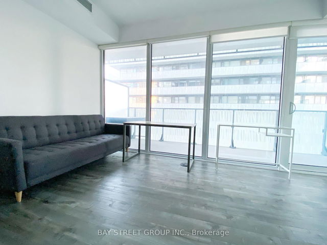 2010 - 42 Charles Street