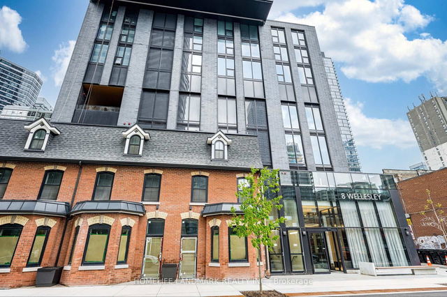 4708 - 8 Wellesley Street