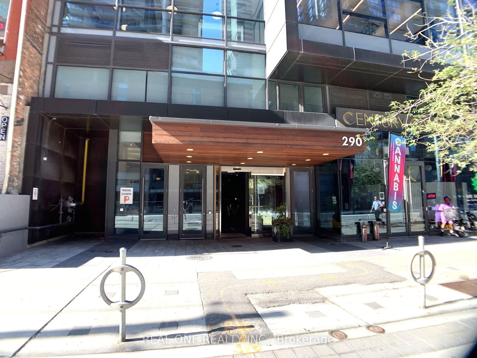Condo for sale at 2306-290 Adelaide Street, Toronto, Waterfront Communities C1, M5V 1P6 - MLS: C12188043