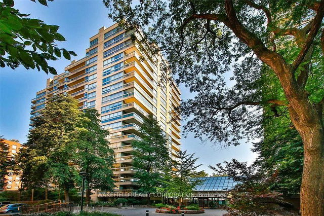 505 - 61 St Clair Avenue