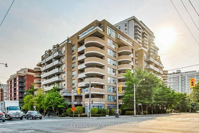 207 - 245 Davisville Avenue