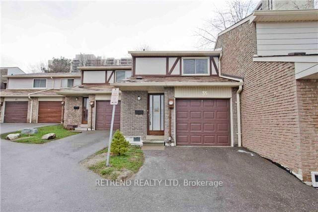 35 Slender Fernway Way
