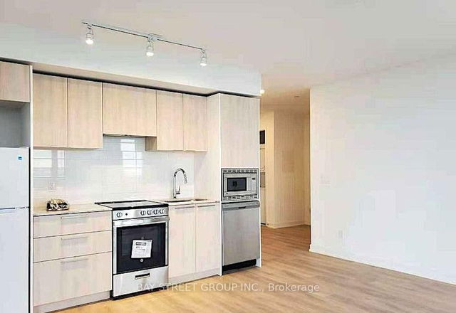 3602 - 501 Yonge Street