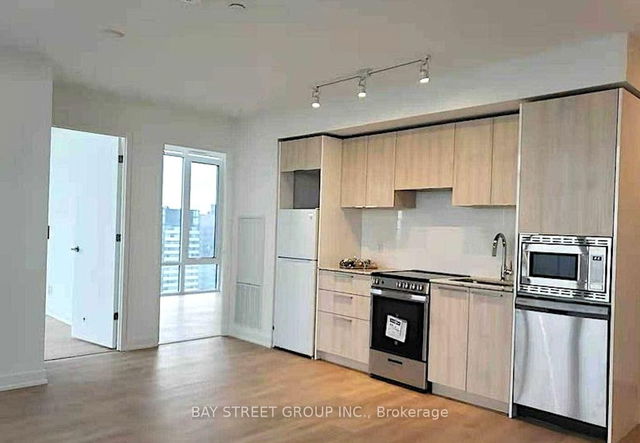 3602 - 501 Yonge Street