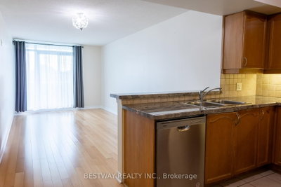 Condo leased at 513-3840 Bathurst Street, Toronto, Ontario, M3H 6C6 - Clanton Park - MLS: C12188697