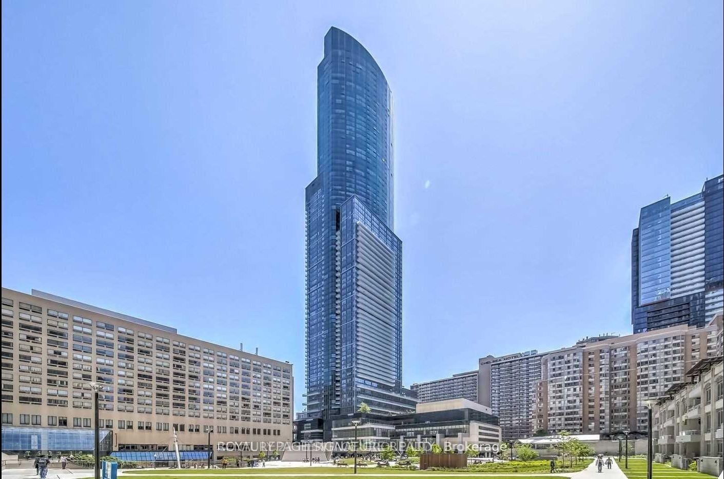 Condo for lease at 7209-388 Yonge Street, Toronto, Bay Street Corridor, M5B 0A5 - MLS: C12188879
