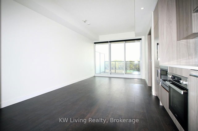 805 - 95 McMahon Drive