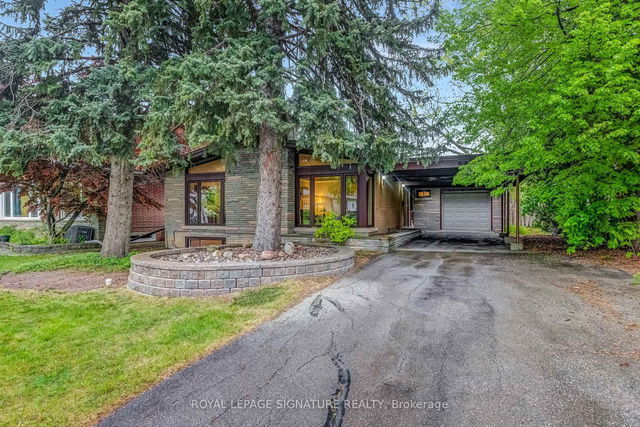 23 Palomino Crescent